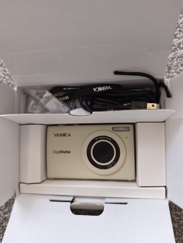 Yashica digimate 100 - digimate,