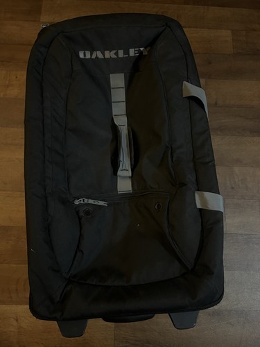 Oakley tall black - oakley,