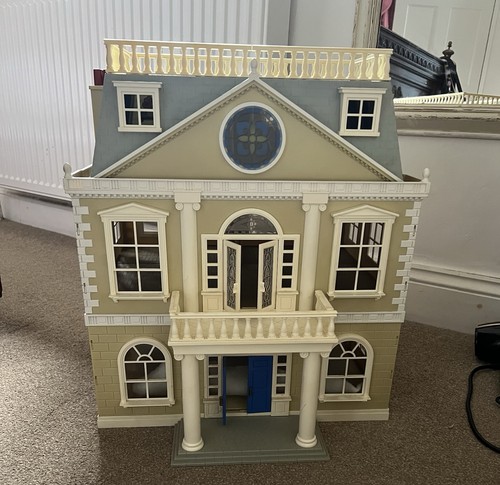 Sylvanian families grand hotel - families,