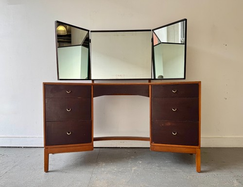 Vintage dressing table with - vintage,