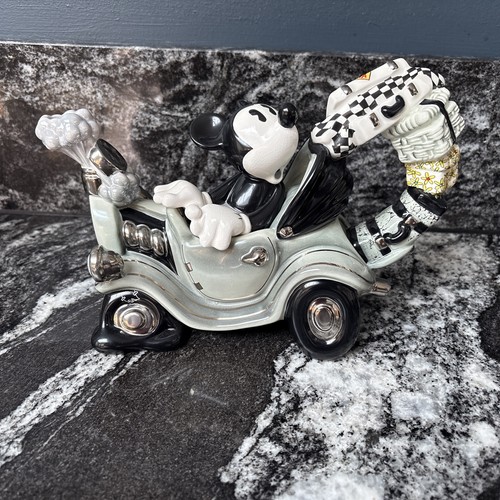 Disney paul cardew automobile - cardew,