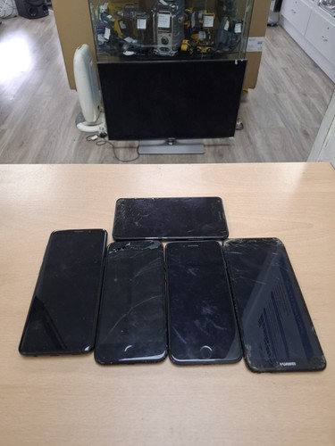 Job lot faulty phones - lot, of