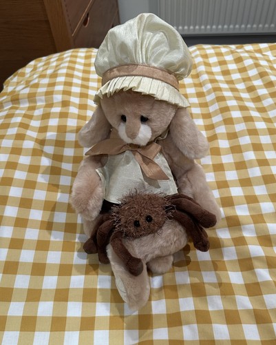 Charlie bears little - bears,