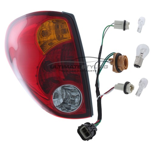 Rear light mitsubishi l200 - mitsubishi,