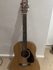 Yamaha Acoustic Guitar