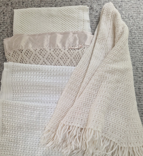 Bundle vintage baby blankets - bundle,