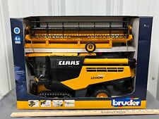 CLAAS Lexion 780 Bruder COMBINE 1:16 Scale NIB w/ Grain Head and Trailer Yellow