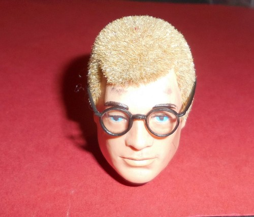 Scale eye glasses - 1/6,