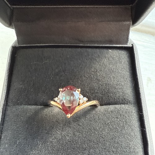 9ct gold alexandrite ring