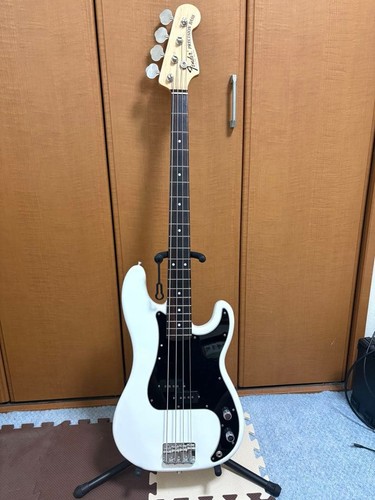 Fender precision bass - fender, made