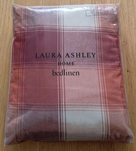 Laura ashley ayston - ashley,