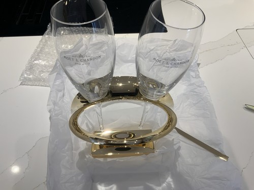 Moët and chandon wedding - moët, gift