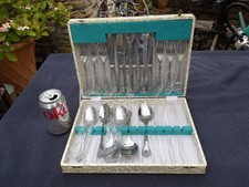 18 Piece Canteen of Cutlery