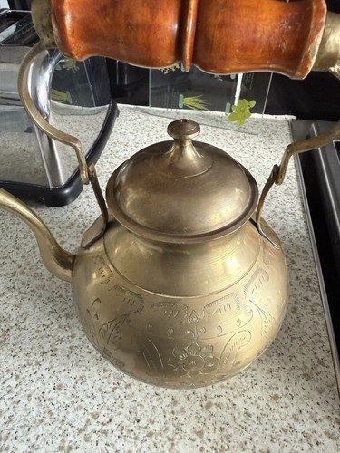 Brass tea kettle with - kettle,