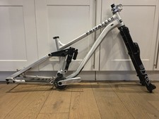 Privateer 161 Gen 1 Size P1 Small And Rockshox Lyrik Ultimate 170mm Fork