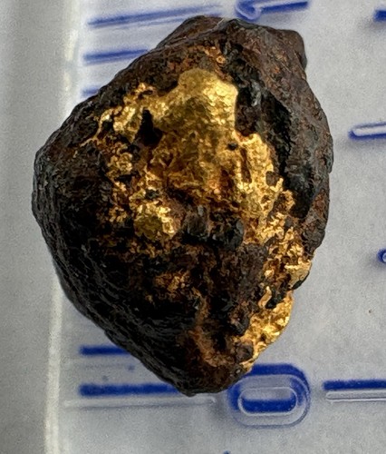 Genuine gold hematite - gold,