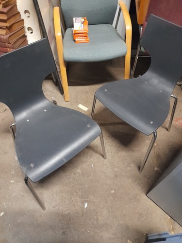 Two assembled black wingback - black,