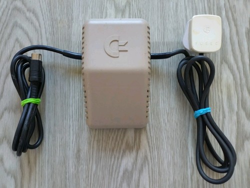 Commodore vic c64 - 20, /