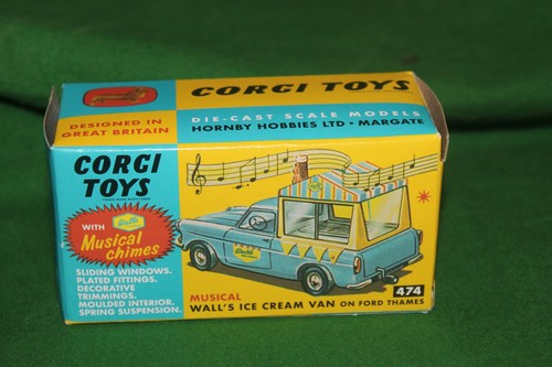 Corgi hornby ford thames wall - hornby,