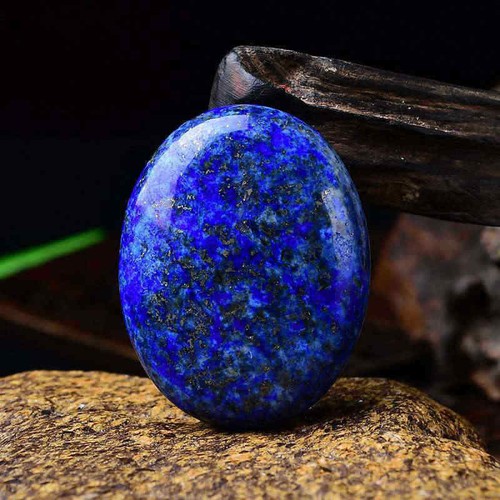 Raw natural lapis lazuli palm - natural,