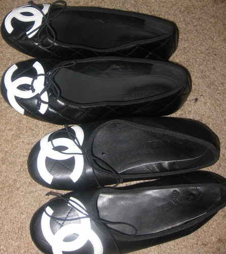 Chanel black leather ballet - chanel,