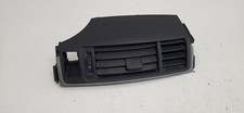 TOYOTA VERSO R2 Center Console