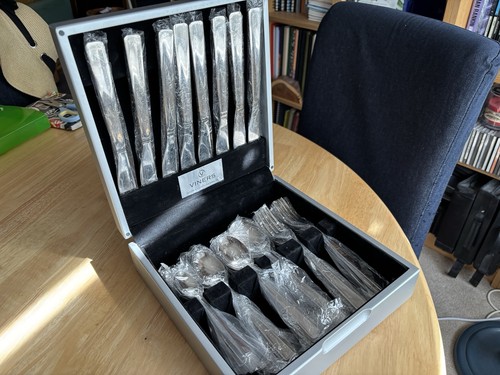 Viners cutlery set - viners,