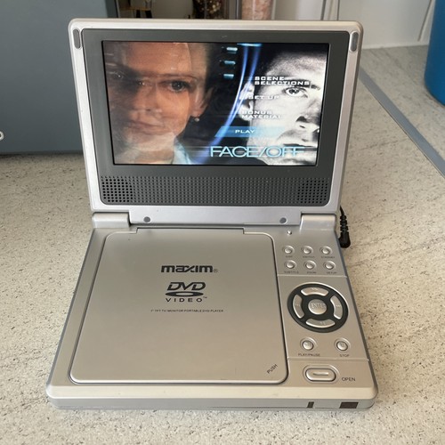 Maxim portable dvd player 7in - player,