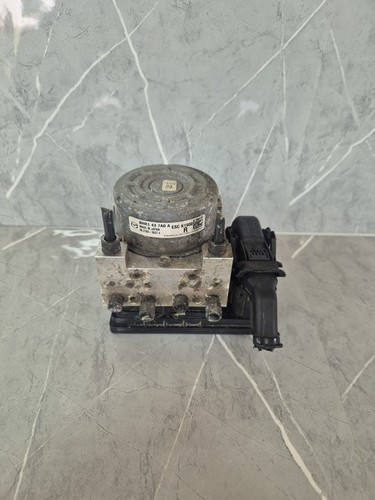 Genuine mazda abs pump bm - genuine,