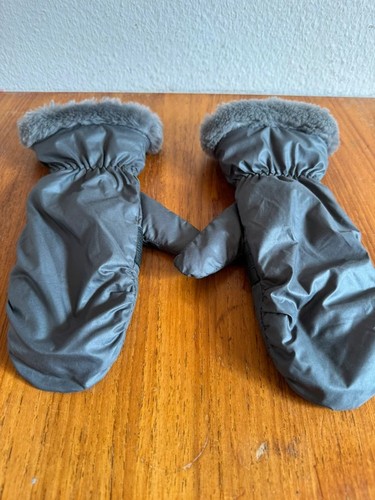 Ugg mittens gloves small - gloves,