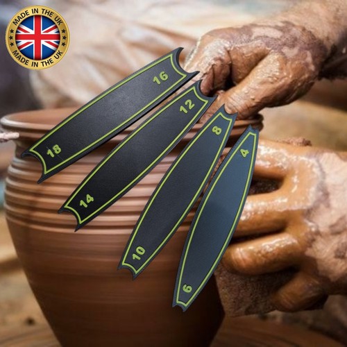 Set pottery tools - of,