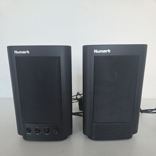Numark powered monitor - numark, m-1