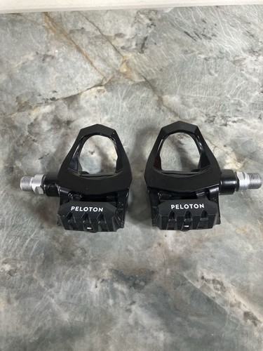 Peloton pedals look - look, delta