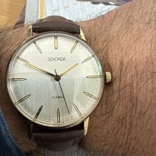 VINTAGE SEKONDA  DE LUXE  MECHANICAL WRISWATCH MADE IN RUSSIA  