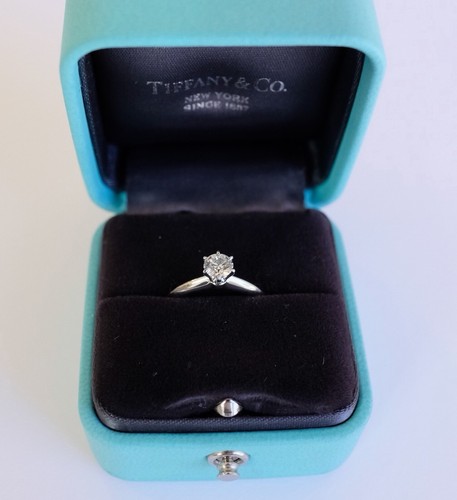 Tiffany platinum 0 81ct - &, 0.81ct