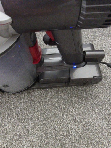 Dyson sv03 vacuum purple - dyson,