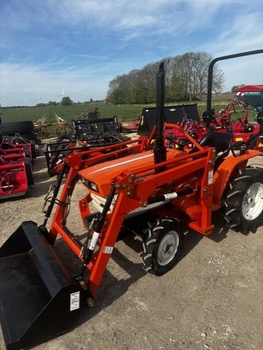 Kubota b1400 compact mini - kubota,