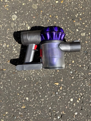 Dyson cordless vacuum - dyson, v6