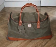TRIPP Large Holdall. Wheels