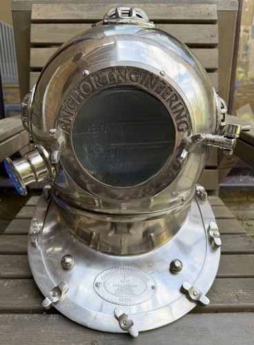 Navy engineering diving - navy,