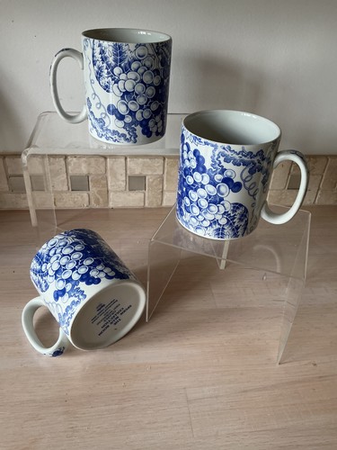 Spode blue room mugs grapes - blue,