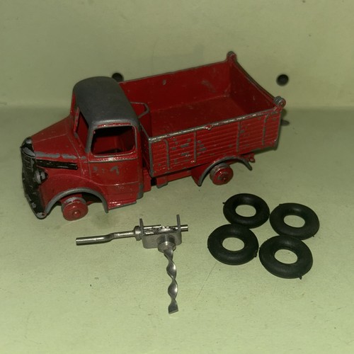 Dinky 410 bedford tipper truck - bedford,