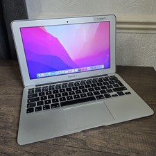 MacBook Air 11" (2015) –