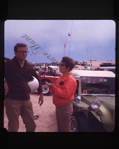 Woman dune buggy - buggy, road