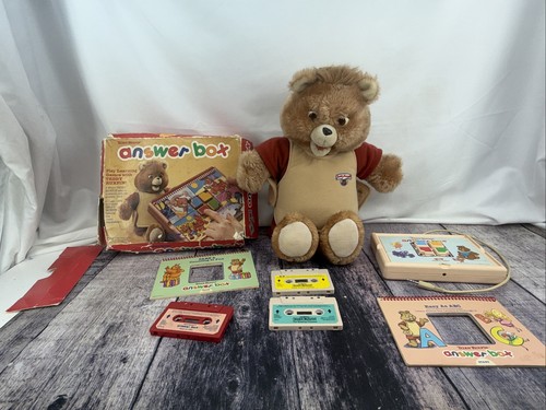 1985 teddy ruxpin worlds - teddy,