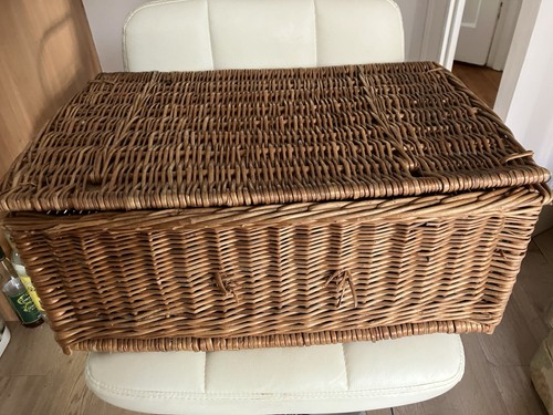 Vintage wicker picnic - vintage, hamper