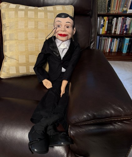 Charlie mccarthy ventriloquist - mccarthy,