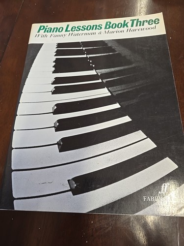 Piano lessons book music - lessons, 3