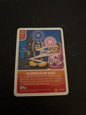 TOPPS Club Penguin Plasma Glow