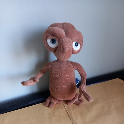 The extra terrestrial - e.t., 8"